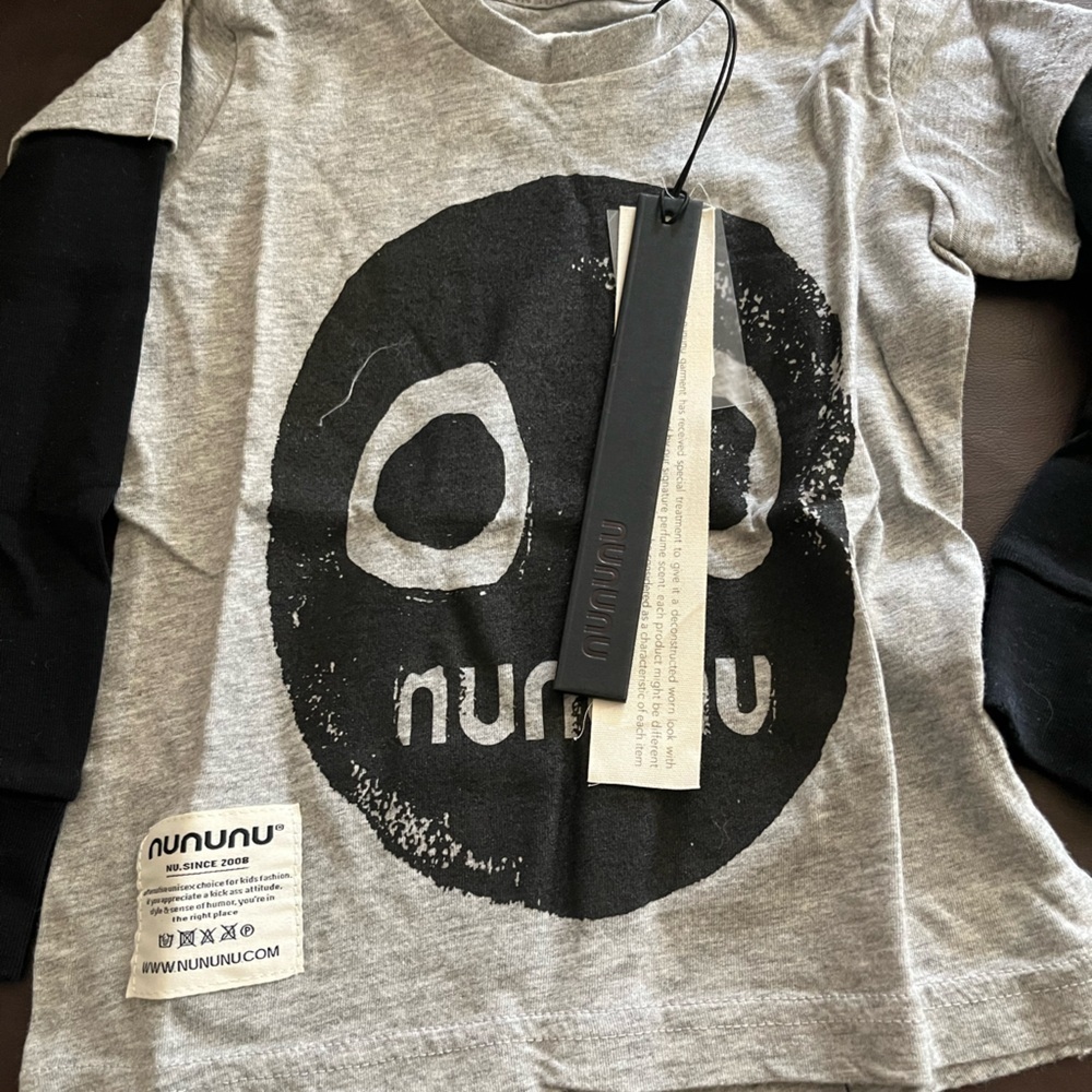 nununu Gray and Black Long Sleeve Tee